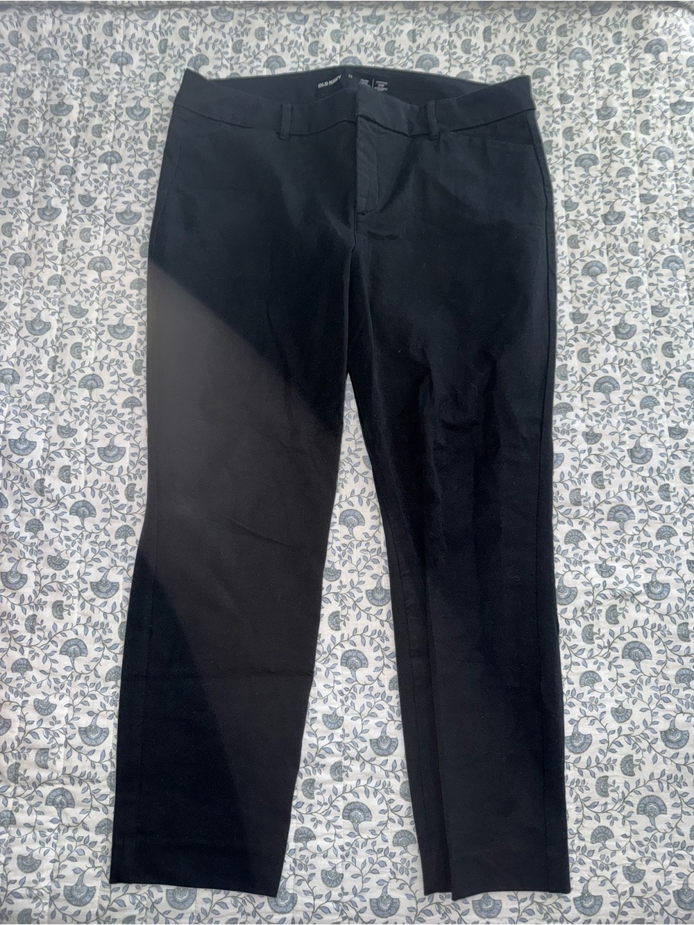 Old Navy Black High-Rise Pixie Pants
